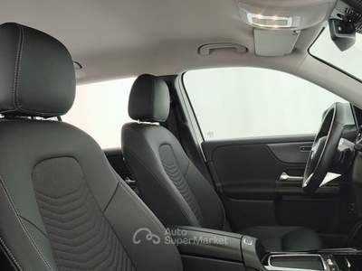 Mercedes-Benz Classe GLB Glb 180 d advanced auto Bianco usata Cuneo