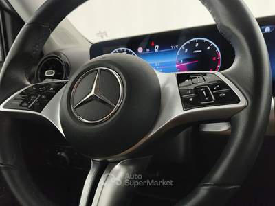 Mercedes-Benz Classe GLB Glb 180 d advanced auto Bianco usata Cuneo