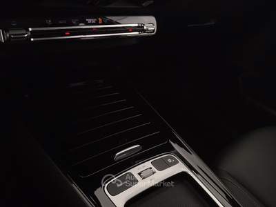 Mercedes-Benz Classe GLB Glb 180 d advanced auto Bianco usata Cuneo