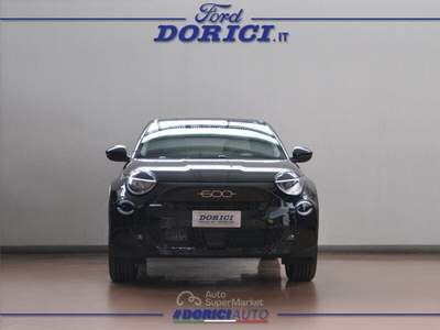 Fiat 600 600 Hybrid 110 CV DCT MHEV La Prima Nero usata Credaro