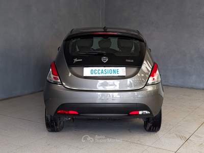 Lancia Ypsilon Ypsilon - 1.0 Hybrid 70cv - Silver Plus  Grigio usata Robecco sul Naviglio