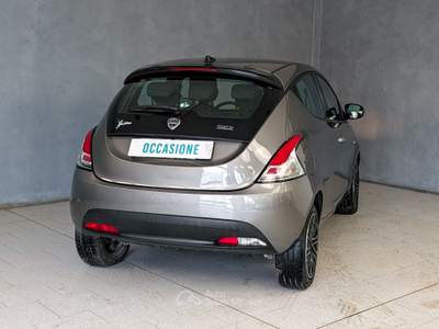 Lancia Ypsilon Ypsilon - 1.0 Hybrid 70cv - Silver Plus  Grigio usata Robecco sul Naviglio