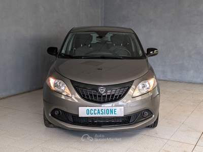 Lancia Ypsilon Ypsilon - 1.0 Hybrid 70cv - Silver Plus  Grigio usata Robecco sul Naviglio