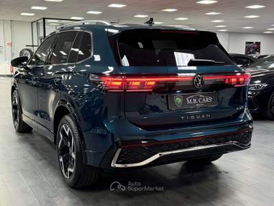 Volkswagen Tiguan Tiguan III 2024 2.0 tdi R-Line Plus 150cv dsg Blu/Azzurro usata Gaglianico