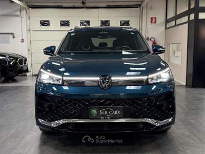 Volkswagen Tiguan Tiguan III 2024 2.0 tdi R-Line Plus 150cv dsg Blu/Azzurro usata Gaglianico