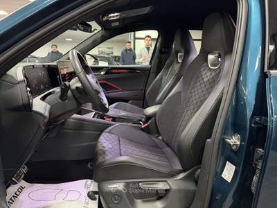 Volkswagen Tiguan Tiguan III 2024 2.0 tdi R-Line Plus 150cv dsg Blu/Azzurro usata Gaglianico