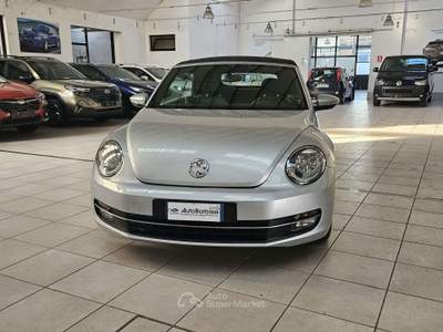 Volkswagen Maggiolino Maggiolino Cabrio 1.6 tdi Design Argento usata Brescia