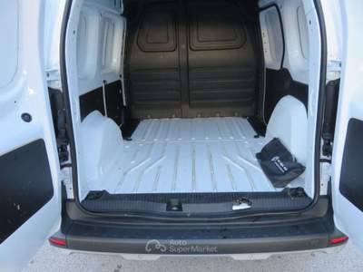 Renault Kangoo 1.5 Blue dCi 75 CV Edition KM22000 3 POSTI Bianco usata Tolentino