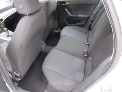 Seat Arona 1.0 EcoTSI 110 CV DSG Style Bianco usata Tolentino