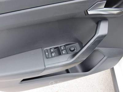 Seat Arona 1.0 EcoTSI 110 CV DSG Style Bianco usata Tolentino