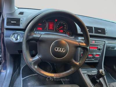 Audi A4 A4 1.9 TDI/130 CV cat Avant Blu/Azzurro usata Torino