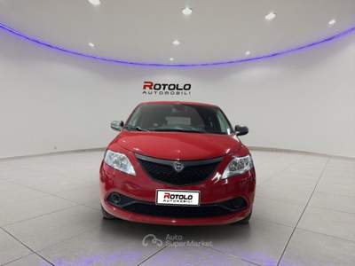 Lancia Ypsilon Ypsilon 1.2 69 CV 5 porte GPL Ecochic Silver Rosso usata Torino