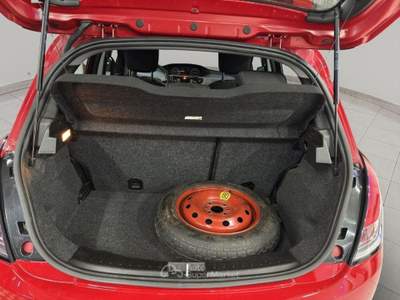 Lancia Ypsilon Ypsilon 1.2 69 CV 5 porte GPL Ecochic Silver Rosso usata Torino