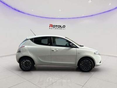 Lancia Ypsilon Ypsilon 1.2 69 CV 5 porte GPL Ecochic Gold Bianco usata Torino