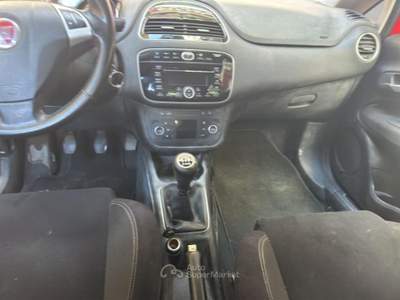 Fiat Punto Punto 1.3 MJT II S&S 85 CV 5 porte ECO Lounge Rosso usata Torino