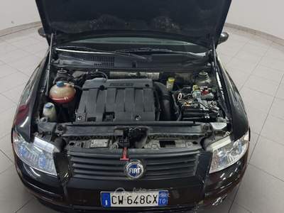 Fiat Stilo 1.6i 16V 5 porte Dynamic Nero usata Torino