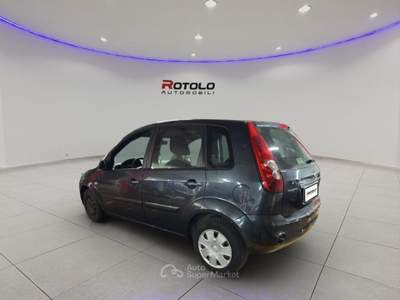 Ford Fiesta Fiesta 1.2 16V 5p. Ghia Grigio usata Torino