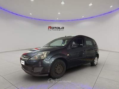 Ford Fiesta Fiesta 1.2 16V 5p. Ghia Grigio usata Torino Ford Fiesta Fiesta 1.2 16V 5p. Ghia Grigio usata Torino