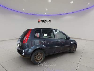 Ford Fiesta Fiesta 1.2 16V 5p. Ghia Grigio usata Torino