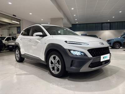 Hyundai Kona 1.0 T-GDI 48V 120cv Xline Bianco usata Milano