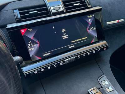 DS Automobiles DS 7 Ds 7 Crossback BlueHDi 130 aut. Performance Line Bianco usata Bari
