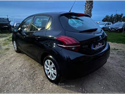 Peugeot 208 208 1.4 HDi 68 CV 5p. Active usata NOVOLI
