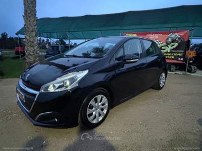 Peugeot 208 208 1.4 HDi 68 CV 5p. Active usata NOVOLI