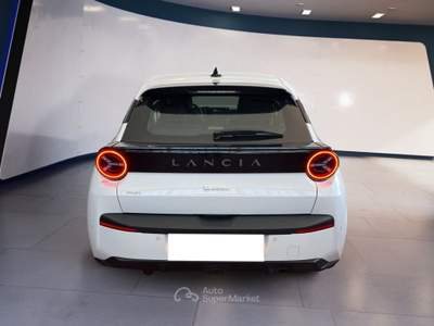Lancia Ypsilon Nuova MHEV Nuova Ibrida 1.2 110cv Ibrida Bianco usata Torino