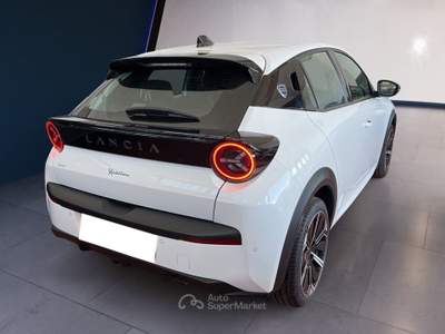 Lancia Ypsilon Nuova MHEV Nuova Ibrida 1.2 110cv Ibrida Bianco usata Torino