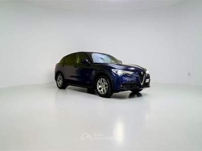 Alfa Romeo Stelvio 2.2 t Business Q4 190cv auto Blu/Azzurro usata Parma