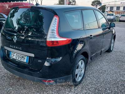 Renault Scénic Scenic Scénic 1.9 dCi 130CV Dynamique Nero usata SANT'AGATA SUL SANTERNO