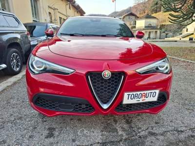 Alfa Romeo Stelvio 2.0 Turbo 280 CV AT8 Q4 Executive Rosso usata Varallo