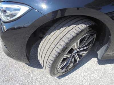 BMW Serie 3 318d d 48V Touring Sport Nero usata Guidonia Montecelio