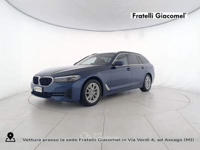 BMW Serie 5 520d 520d touring mhev 48v xdrive business auto Blu/Azzurro usata Assago