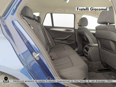 BMW Serie 5 520d 520d touring mhev 48v xdrive business auto Blu/Azzurro usata Assago