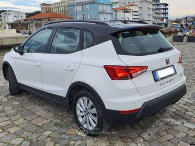 Seat Arona Style - Metano Bianco usata GRADARA