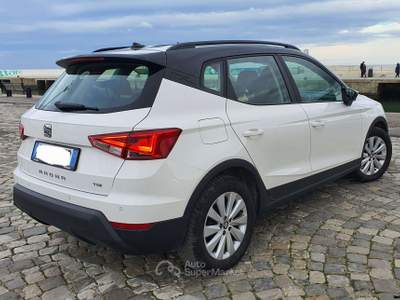 Seat Arona Style - Metano Bianco usata GRADARA