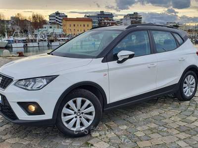 Seat Arona Style - Metano Bianco usata GRADARA