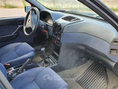 Alfa Romeo 146 16v Twin Spark Blu/Azzurro usata GRADARA