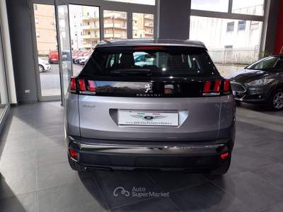 Peugeot 3008 S&S Business Grigio usata Isernia