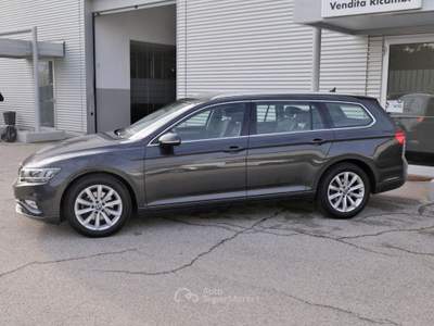 Volkswagen Passat 2.0 Tdi 150cv Business Dsg Grigio usata Civita Castellana