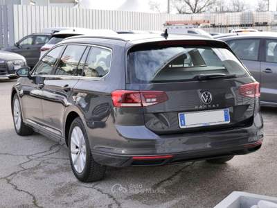 Volkswagen Passat 2.0 Tdi 150cv Business Dsg Grigio usata Civita Castellana