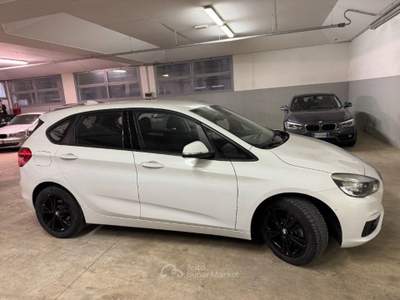 BMW Serie 2 Active Tourer 220i i Active Tourer Advantage Bianco usata Bergamo
