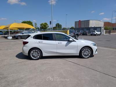 BMW Serie 1 116d d 5p. Business Advantage Automatica Bianco usata Cremosano