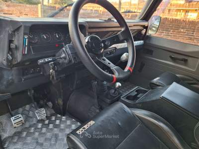 Land Rover Defender Defender V 1990 90 90 2.5 td5 E SW Nero usata Calci