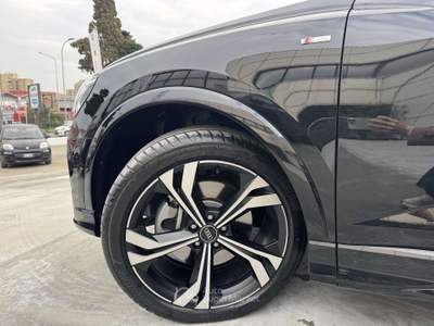 Audi Q3 Sportback 40 2.0 tdi Identity Black quattro S-LINE Nero usata Pomezia