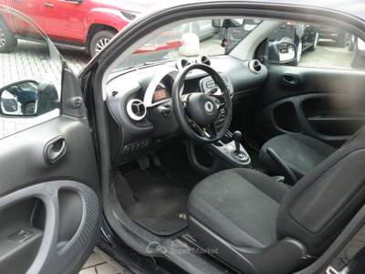 Smart ForTwo Fortwo III 2015 1.0 Passion 71cv twinamic Bianco usata Treviglio