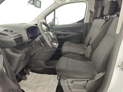 Citroen Berlingo BlueHDi 100 S&S Van M Driver (1000Kg) Bianco usata Capua