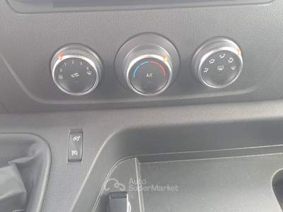 Renault Master T33 2.3 dCi 135 PM-TM Furgone Ice Bianco usata Capua