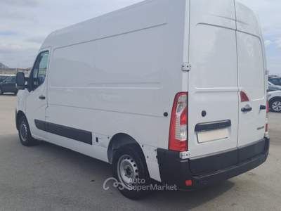 Renault Master T33 2.3 dCi 135 PM-TM Furgone Ice Bianco usata Capua